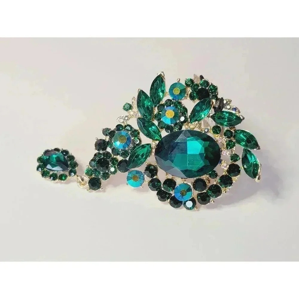 Natasha Emerald Green Jewel Tone Rhinestone Statement Brooch Pin Costume Jewelry